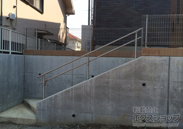 神奈川県厚木市のLIXIL リクシル（トステム）の手すり ガードウォーカー 施工例