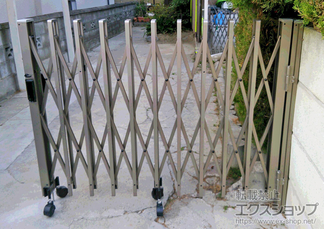 長野県長野市ののカーゲート トリップゲート RA型 ノンレール 片開き 30S 施工例