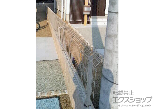 大阪府泉佐野市ののフェンス・柵 メッシュフェンス G10-R フリー支柱タイプ 施工例