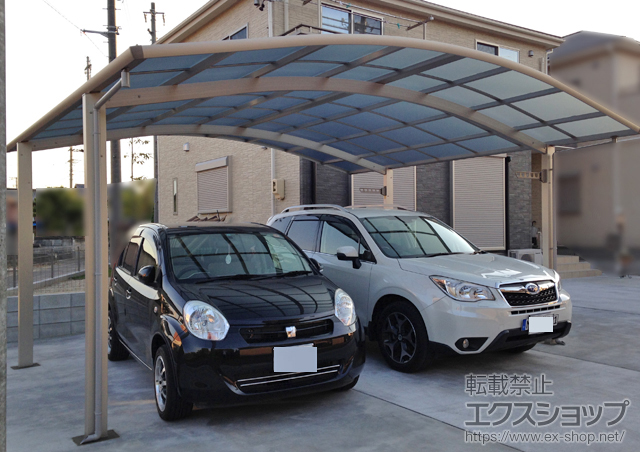 岐阜県大垣市のLIXIL リクシル（トステム）のカーポート レイナツインポートグラン　積雪〜20cm対応＋水平式物干し 2本入り 施工例