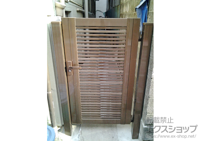 神奈川県平塚市のの門扉 シャレオR1型 片開き 門柱使用　柱使用 施工例