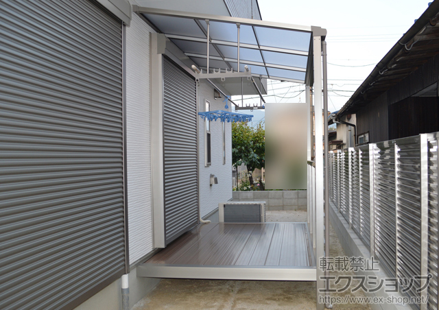 福岡県太宰府市のLIXIL リクシル（トステム）のテラス囲い・サンルーム ほせるんですII  F型 オープンタイプ 積雪〜20cm対応＋吊り下げ式物干し 標準 2本入 施工例