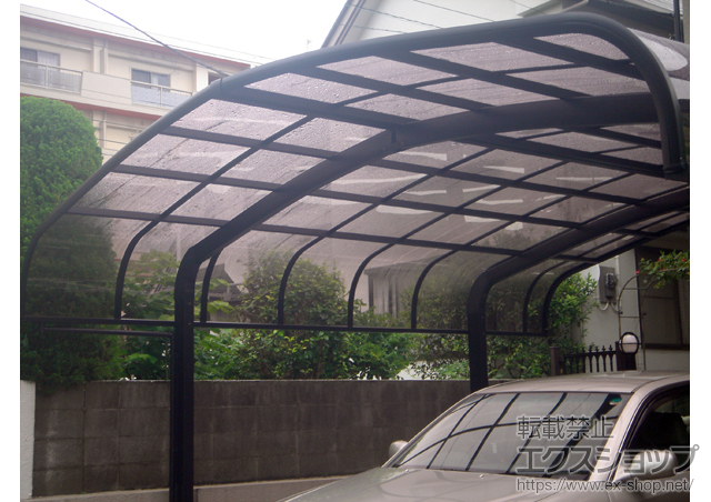 神奈川県横浜市のLIXIL リクシル（トステム）のカーポート テールポートシグマIII M合掌 積雪〜20cm対応 施工例