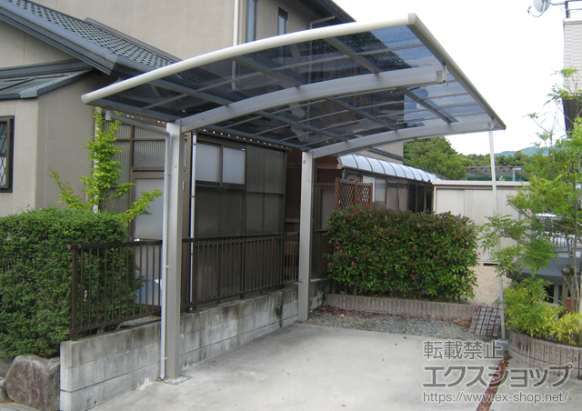 三重県松阪市ののカーポート レイナポートグラン　積雪〜20cm対応+着脱式サポート 2本入り 施工例