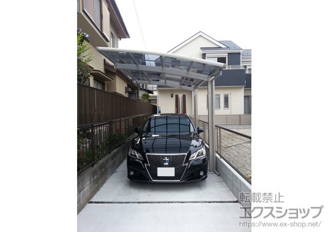 東京都八王子市ののカーポート レイナポートグラン　積雪〜20cm対応+着脱式サポート 標準・ハイルーフ兼用 2本入 施工例