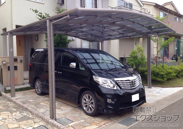 千葉県柏市のLIXIL リクシル（トステム）のカーポート カーブポートシグマIII ワイド 積雪〜20cm対応 施工例