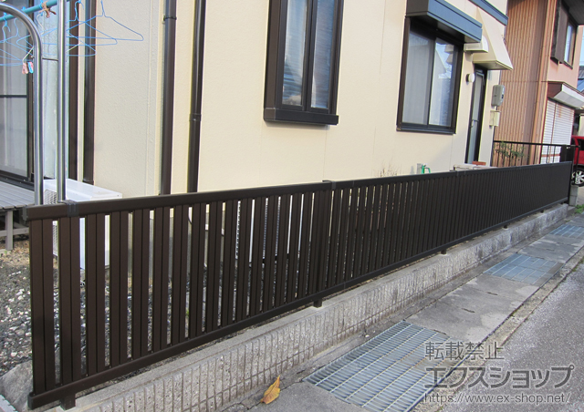 滋賀県長浜市ののフェンス・柵 エクスラインフェンス22型 自由柱施工 施工例