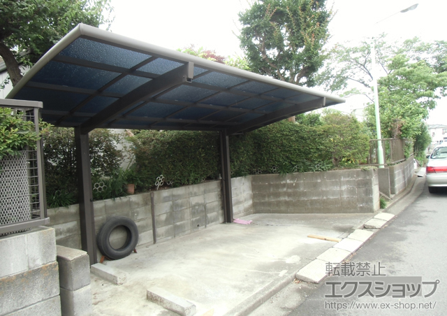 神奈川県相模原市のLIXIL リクシル（トステム）のカーポート カーブポートシグマIII 積雪〜20cm対応+カーブポートシグマIII 着脱式サポート柱 標準 1本入 施工例