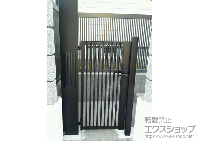 和歌山県東牟婁郡那智勝浦町のの門扉 シンプルモダン門扉 11型 片開き 施工例