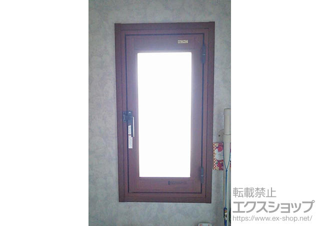 長野県須坂市のの二重窓（内窓） インプラス ダストバリア仕様 開き窓 内観右吊元 施工例