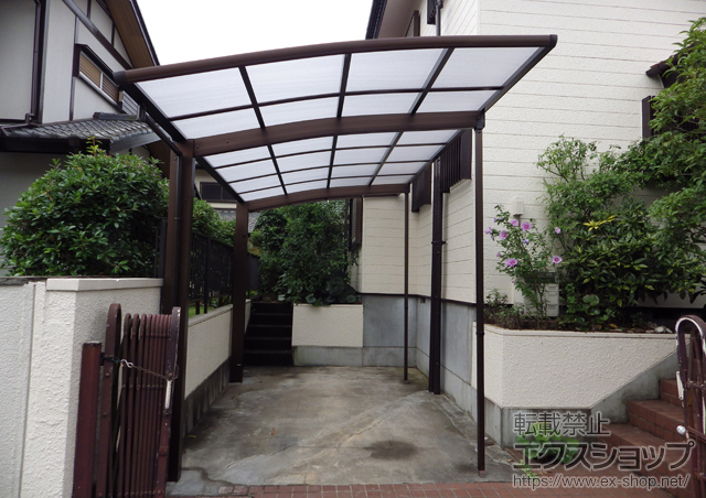 埼玉県日高市ののカーポート プレシオスポート 積雪〜20cm対応+着脱式補助柱(2本入り)+プレシオスポート用柱セット 施工例