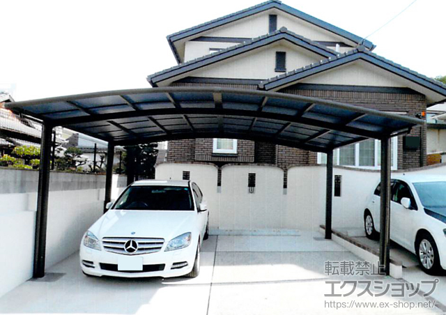 長崎県長崎市のLIXIL リクシル（トステム）のカーポート カーブポートシグマIII ワイド 積雪〜20cm対応 施工例