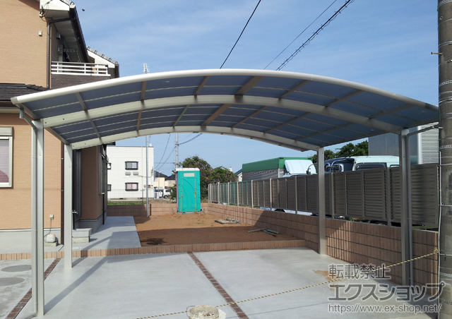 千葉県旭市ののカーポート レイナツインポートグラン　積雪〜20cm対応+屋根ふき材補強部品セット（2セット） 施工例