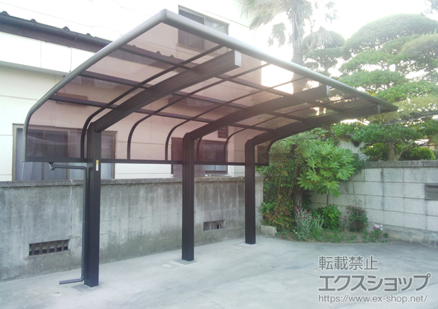 山梨県韮崎市ののカーポート レイナキャップポートグラン50　積雪〜50cm対応 施工例