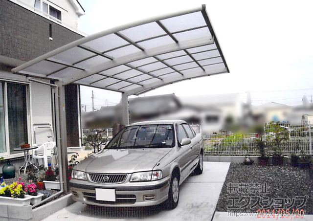 大阪府泉南市ののカーポート レイナポートグラン　積雪〜20cm対応+ 屋根ふき材補強部品 施工例