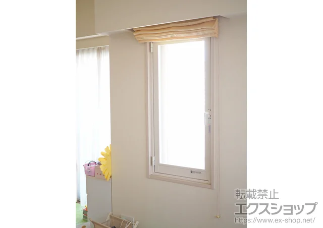 東京都江東区のLIXIL リクシル（トステム）の内窓（二重窓・二重サッシ） インプラス(ダストバリア)開き窓(内観右吊元) 施工例
