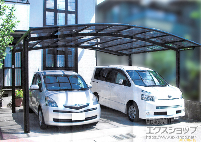 千葉県四街道市のLIXIL リクシル（トステム）のカーポート カーブポートシグマIII ワイド 積雪〜20cm対応 施工例