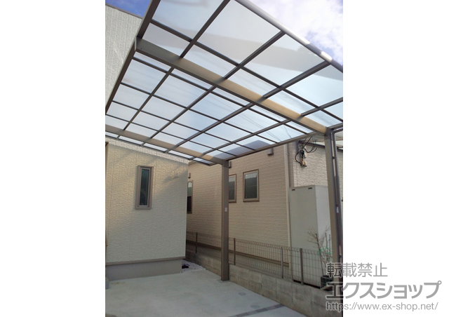 広島県広島市のLIXIL リクシル（トステム）のカーポート レークポートシグマIII 積雪〜20cm対応 施工例