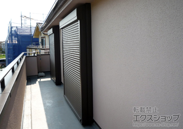 千葉県佐倉市のLIXIL リクシル（トステム）の窓シャッター リフォームシャッター イタリヤ 手動式 施工例
