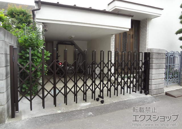 東京都小金井市ののカーゲート トリップゲート RC型 ノンレール 片開き　34S 施工例