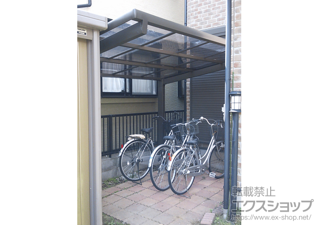 埼玉県川口市のLIXIL リクシル（トステム）のサイクルポート・駐輪場 レークパークシグマIII オープンタイプ 積雪〜20cm対応 施工例