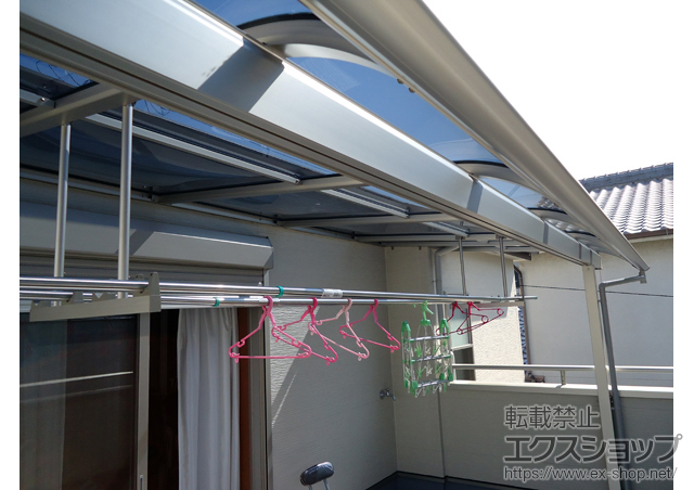 大阪府門真市ののバルコニー・ベランダ屋根 ヴェクターテラス R型 屋根タイプ 単体 積雪〜20cm対応 施工例