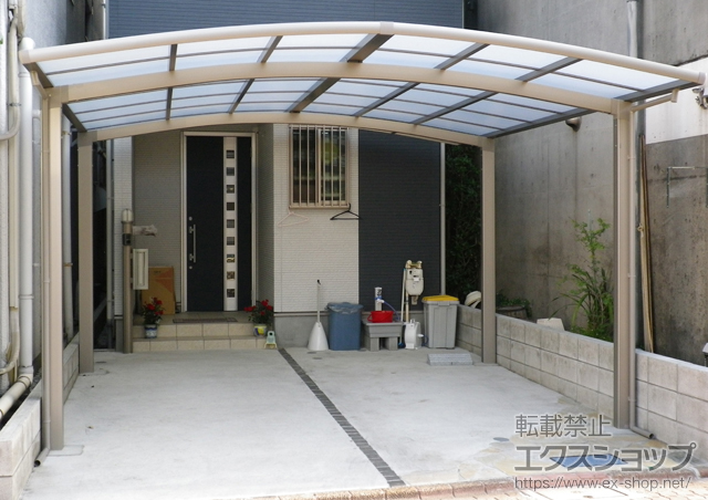 東京都大田区のLIXIL リクシル（トステム）のカーポート カーブポートシグマIII ワイド 積雪〜20cm対応 施工例