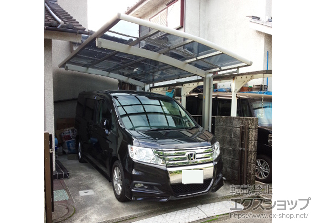 東京都青梅市ののカーポート レイナポートグラン　積雪〜20cm対応＋着脱式サポート(2本入り) 施工例