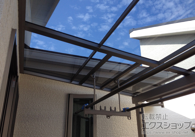 大阪府堺市のLIXIL リクシル（トステム）のバルコニー・ベランダ屋根 ライザーテラスII F型 屋根タイプ 単体 積雪〜20cm対応 施工例