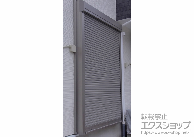 東京都町田市のLIXIL リクシル（トステム）の窓シャッター リフォームシャッター イタリヤ 電動式 施工例