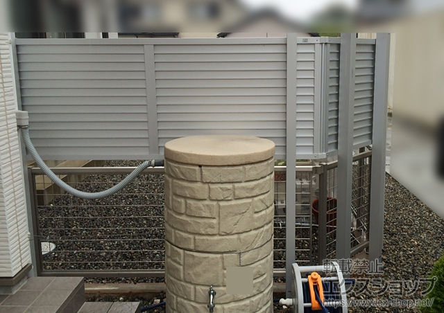 愛知県一宮市ののフェンス・柵 プレスタフェンス 5型 横目隠し 多段柱施工　 施工例