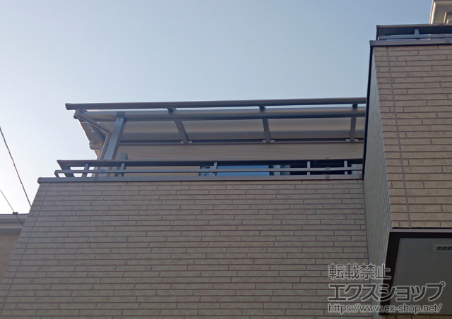 京都府京都市ののバルコニー・ベランダ屋根 プレシオステラス R型 屋根タイプ 単体 積雪〜20cm対応 施工例