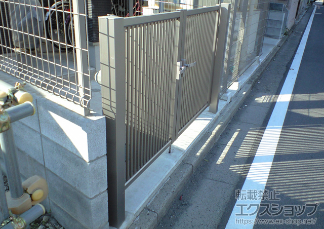 埼玉県ふじみ野市のの門扉 スーパー有峰 B型 両開き 門柱式 施工例