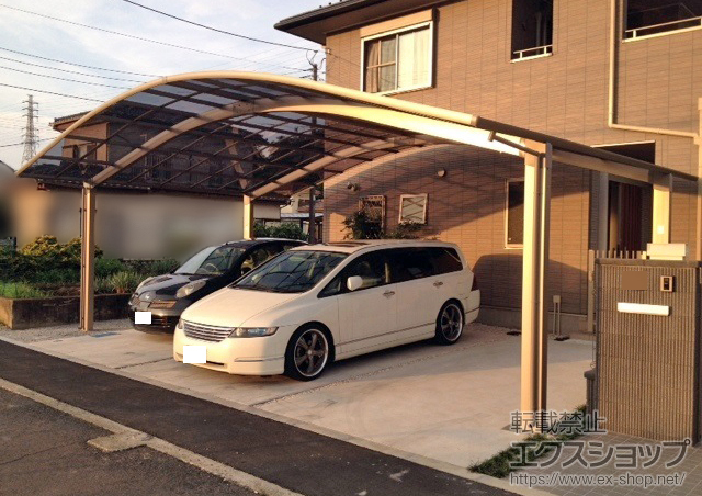 神奈川県相模原市のLIXIL リクシル（トステム）のカーポート リベルポートシグマIII 3台用 積雪〜20cm対応 施工例