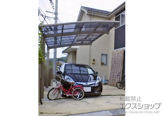 東京都八王子市のLIXIL リクシル（トステム）のカーポート カーブポートシグマIII 積雪〜20cm対応+着脱式サポート柱 1本入り 施工例