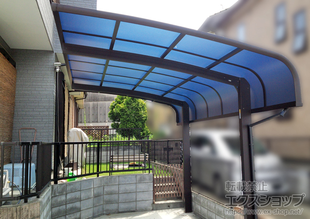 埼玉県坂戸市ののカーポート レイナキャップポートグラン　積雪〜20cm対応 施工例