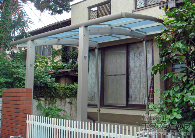 東京都中野区ののサイクルポート・駐輪場 レイナポートグランミニ 積雪〜20cm対応+着脱式サポート 2本入り 施工例