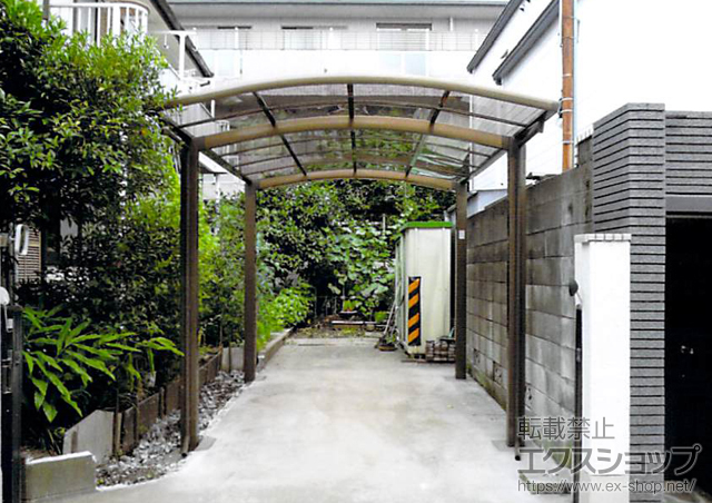 東京都国分寺市のLIXIL リクシル（トステム）のカーポート カルエードシグマIII 積雪〜20cm対応 施工例