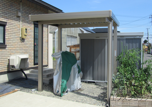 福島県大沼郡会津美里町のLIXIL リクシル（トステム）のカーポート テリオスポートIII 3000 小屋根タイプ 4本柱 積雪〜100cm対応 施工例