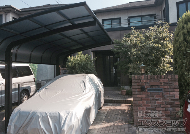 神奈川県秦野市のLIXIL リクシル（トステム）のカーポート テールポートシグマIII 積雪〜20cm対応 施工例