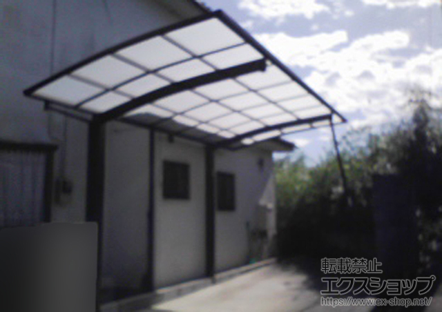 東京都青梅市ののカーポート プレシオスポート 積雪〜20cm対応+着脱式サポート(2本入り) 施工例