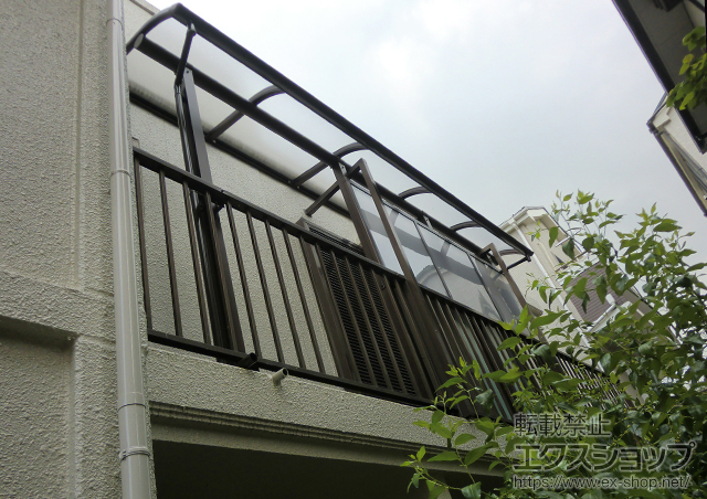 神奈川県横浜市ののバルコニー・ベランダ屋根 ヴェクターテラス R型 屋根タイプ 連棟 積雪〜20cm対応 施工例