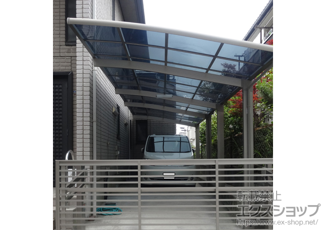 神奈川県横浜市のLIXIL リクシル（トステム）のカーポート カーブポートシグマIII 縦連棟 積雪〜20cm対応 施工例