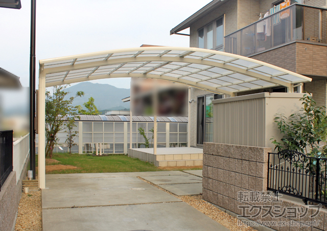 愛媛県大洲市のLIXIL リクシル（トステム）のカーポート カーブポートシグマIII ワイド 積雪〜20cm対応 施工例