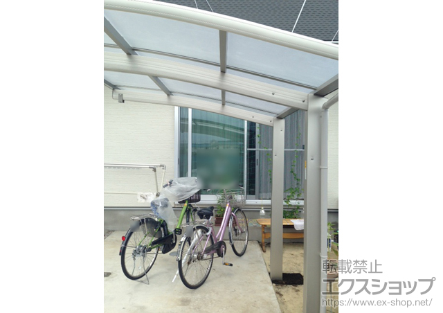 埼玉県新座市ののサイクルポート・駐輪場 プレシオスポート ミニ 積雪〜20cm対応＋着脱式補助柱 2本入り 施工例