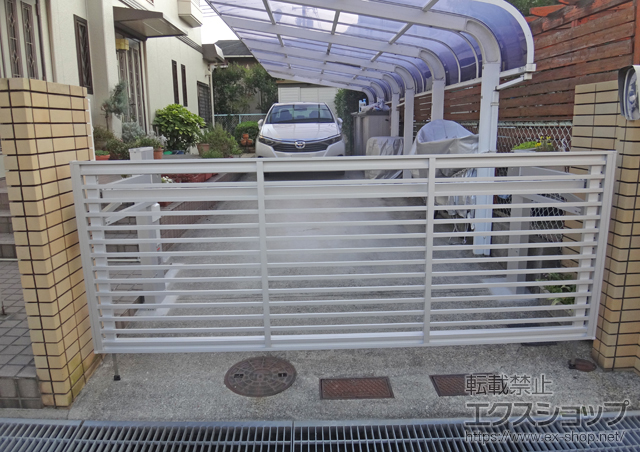 兵庫県神戸市ののカーゲート オーバードアS1型 電動式 27-10 施工例