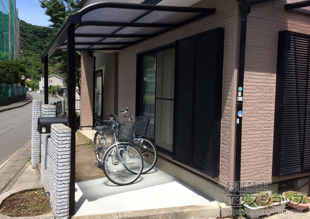 静岡県駿東郡清水町ののテラス屋根 ヴェクターテラス R型 テラスタイプ 単体 積雪〜20cm対応＋ヴェクター 屋根ふき材補強部品×1セット 施工例