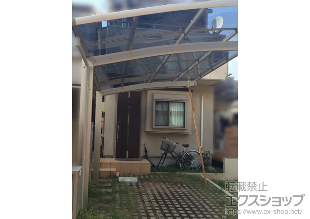 東京都練馬区ののカーポート プレシオスポート 積雪〜20cm対応+着脱式サポート柱（2本入り） 施工例