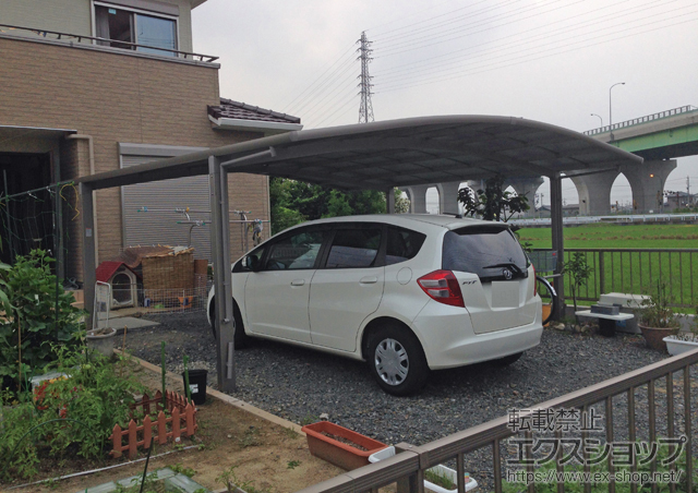 愛知県一宮市のLIXIL リクシル（トステム）のカーポート カーブポートシグマIII ワイド 積雪〜20cm対応＋カーブポートシグマ?追加部材 施工例