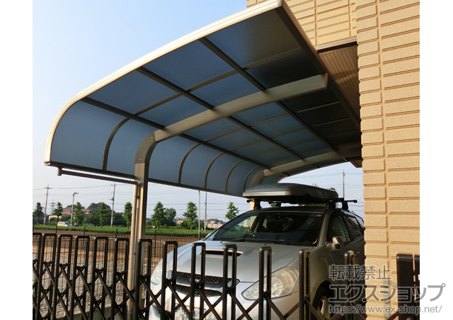 埼玉県狭山市のLIXIL リクシル（トステム）のカーポート テールポートシグマIII 積雪〜20cm対応 施工例